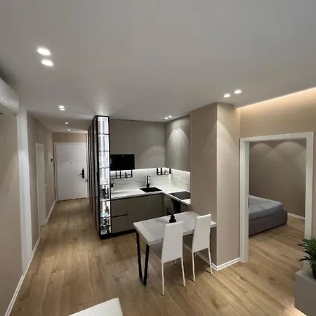 Moreas Appartamento Tirana